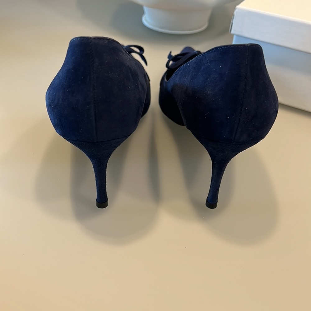 Manolo Blahnik Anieri 70 Navy Suede Pointed Heels NEW - Picture 3 of 8